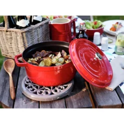 Staub Cocotte 26 Cm, Rund, Kirsch-Rot, Gusseisen -Staub 000017190