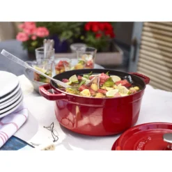 Staub Cocotte 24 Cm, Rund, Kirsch-Rot, Gusseisen -Staub 750036202
