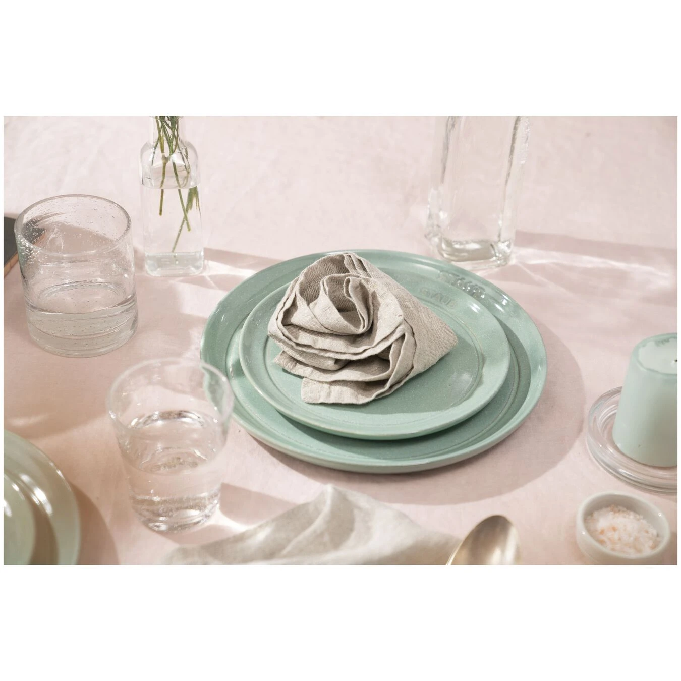 Staub Teller Flach 20 Cm, Keramik, Salbeigrün 4 Staub Teller Flach 20 Cm, Keramik, Salbeigrün – Bild 4