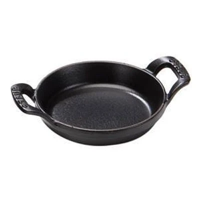 Staub Small Round Dish In Cast Iron, Black 1 Staub Small Round Dish In Cast Iron, Black